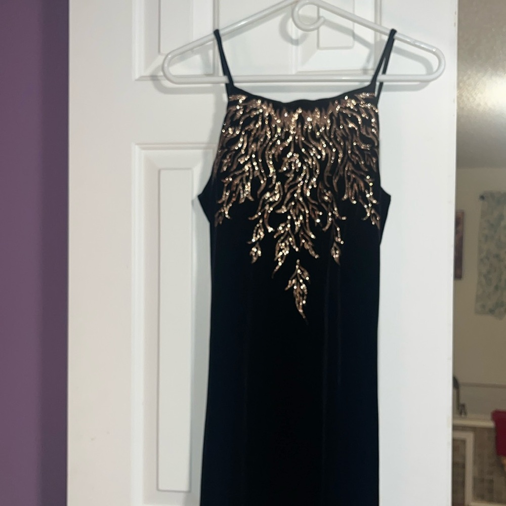 Status collection evening dress! Excellent like new condition condition